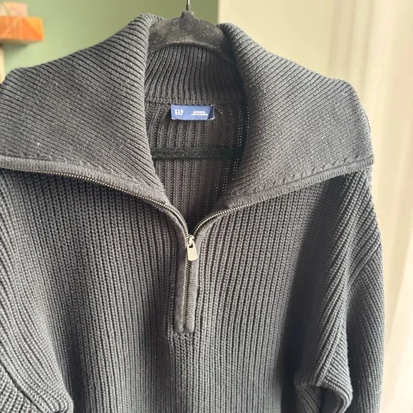 Gap Black Half-Zip Sweater - Picture 2 of 3